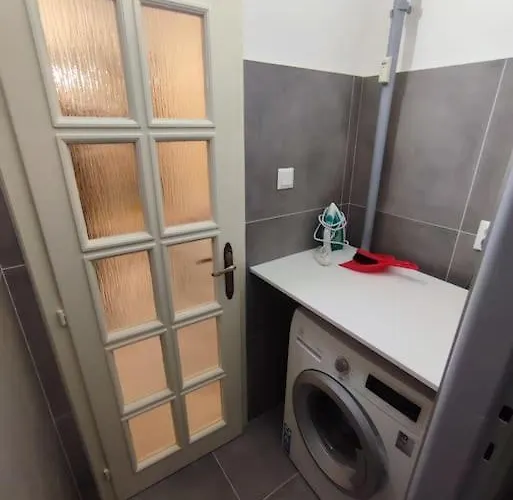 Priestranny Apartman- S Vynikajucou Dostupnostou * Bratislava