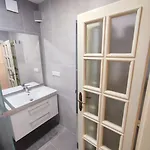 Priestranny Apartman- S Vynikajucou Dostupnostou Apartmán Bratislava